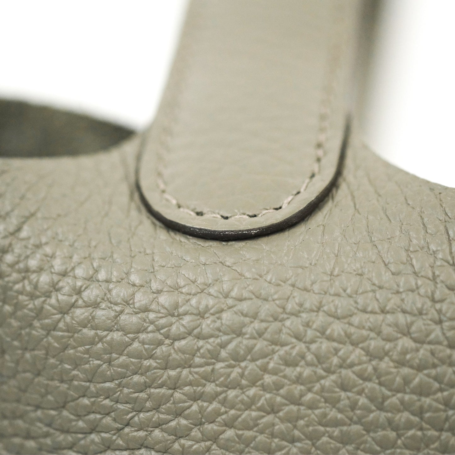 Hermès Picotin Lock 18 Gris Meyer 0L Taurillon Clemence Gold Hardware