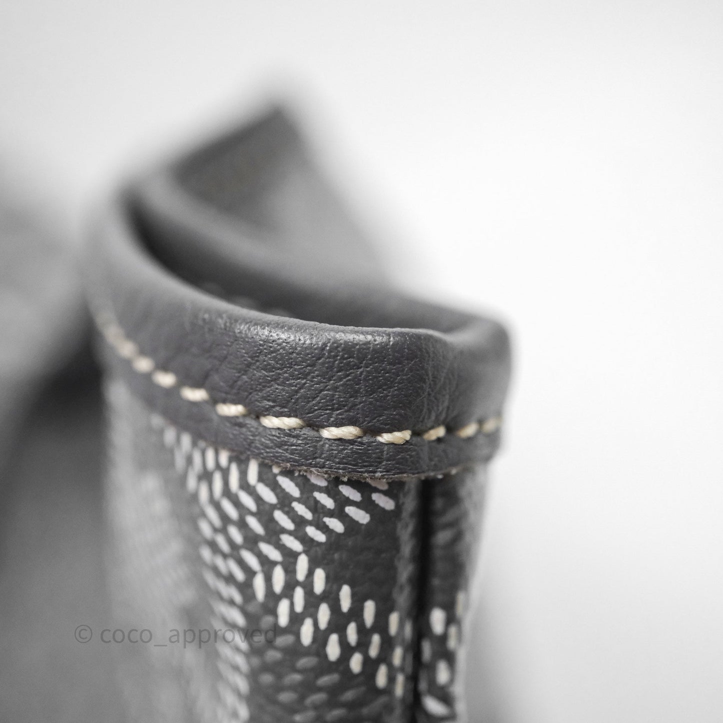 Goyard St Louis Tote PM ⁣⁣⁣⁣⁣⁣⁣⁣⁣⁣⁣⁣⁣⁣⁣⁣⁣⁣⁣⁣Grey