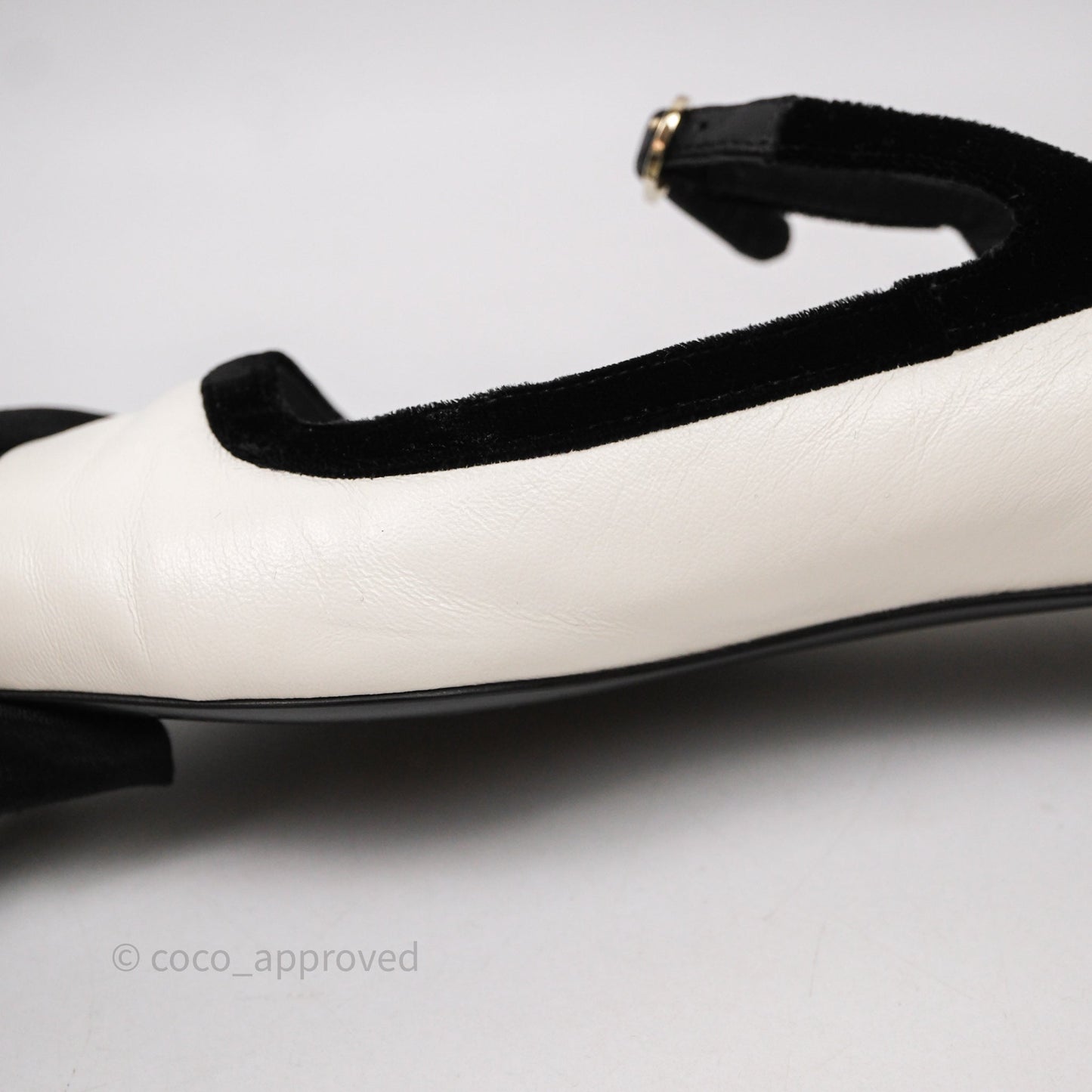 Chanel Mary Janes Flats White/Black Size 39.5