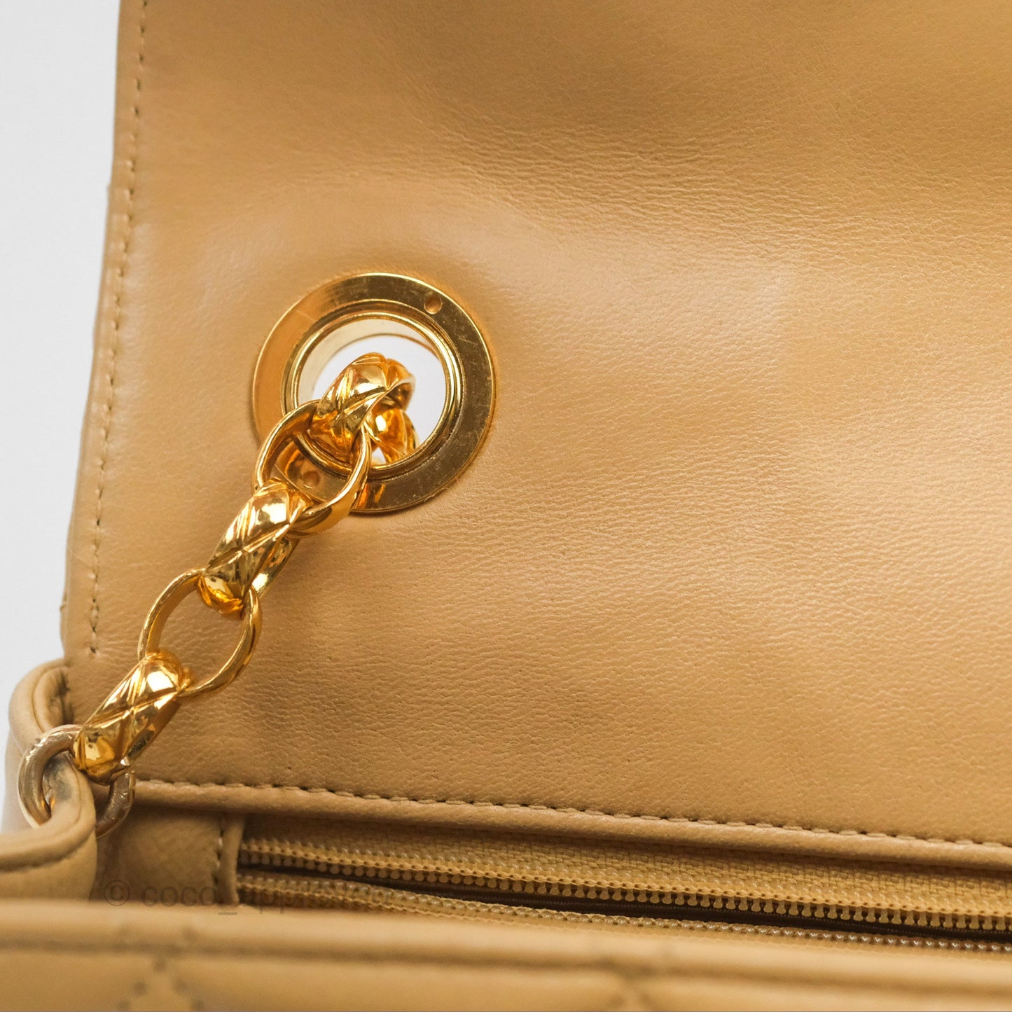 Chanel Vintage Flap Bag Beige Lambskin Gold Hardware