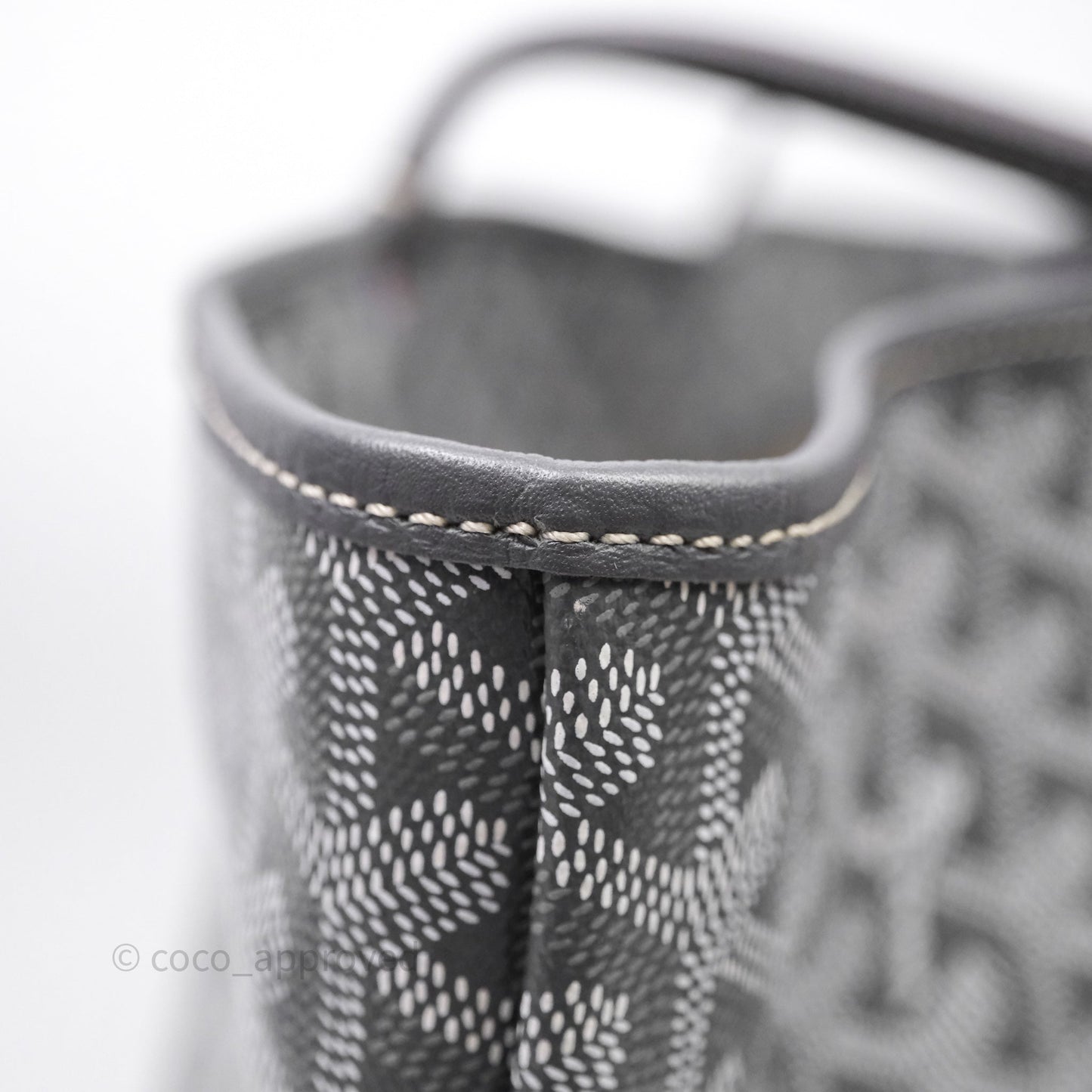 Goyard Artois Tote MM Goyardine Canvas⁣⁣⁣⁣⁣⁣⁣⁣⁣⁣⁣⁣⁣⁣⁣⁣⁣⁣⁣⁣ Grey