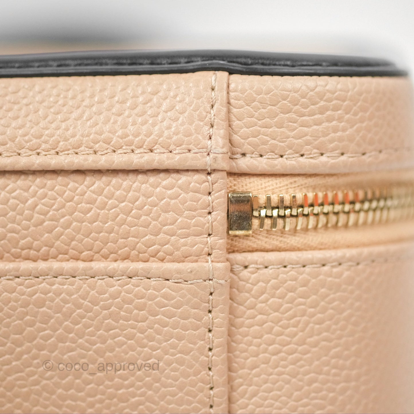Chanel Quilted Medium CC Filigree Vanity Case Beige Black Caviar Gold Hardware