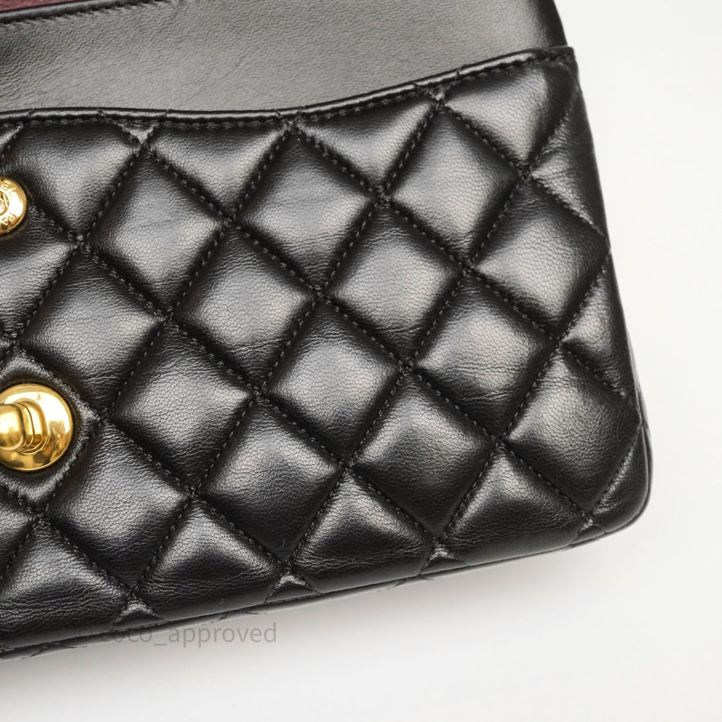 Chanel Classic M/L Medium Flap Quilted Black Lambskin Gold Hardware
