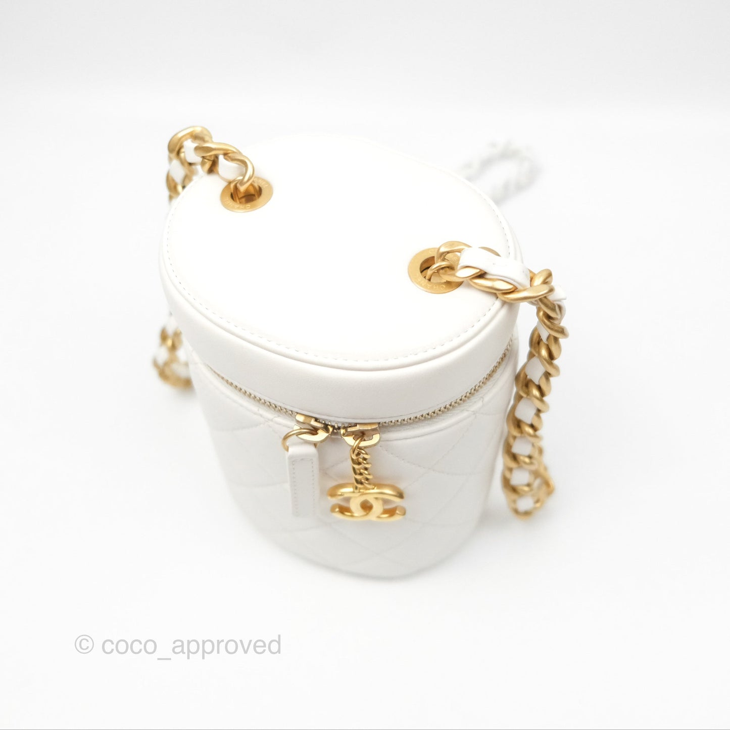 Chanel Vanity Case With Chain Shoulder Bag Quilted Calfskin Leather White