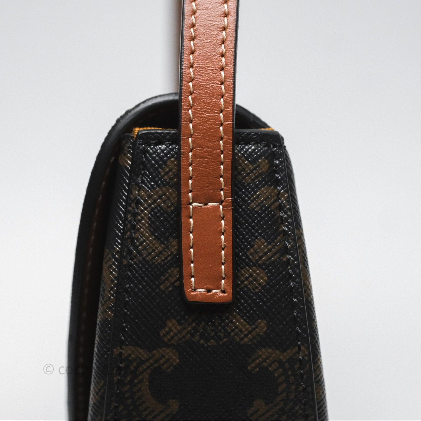 Celine Besace Cuir Bag Triomphe Canvas Tan