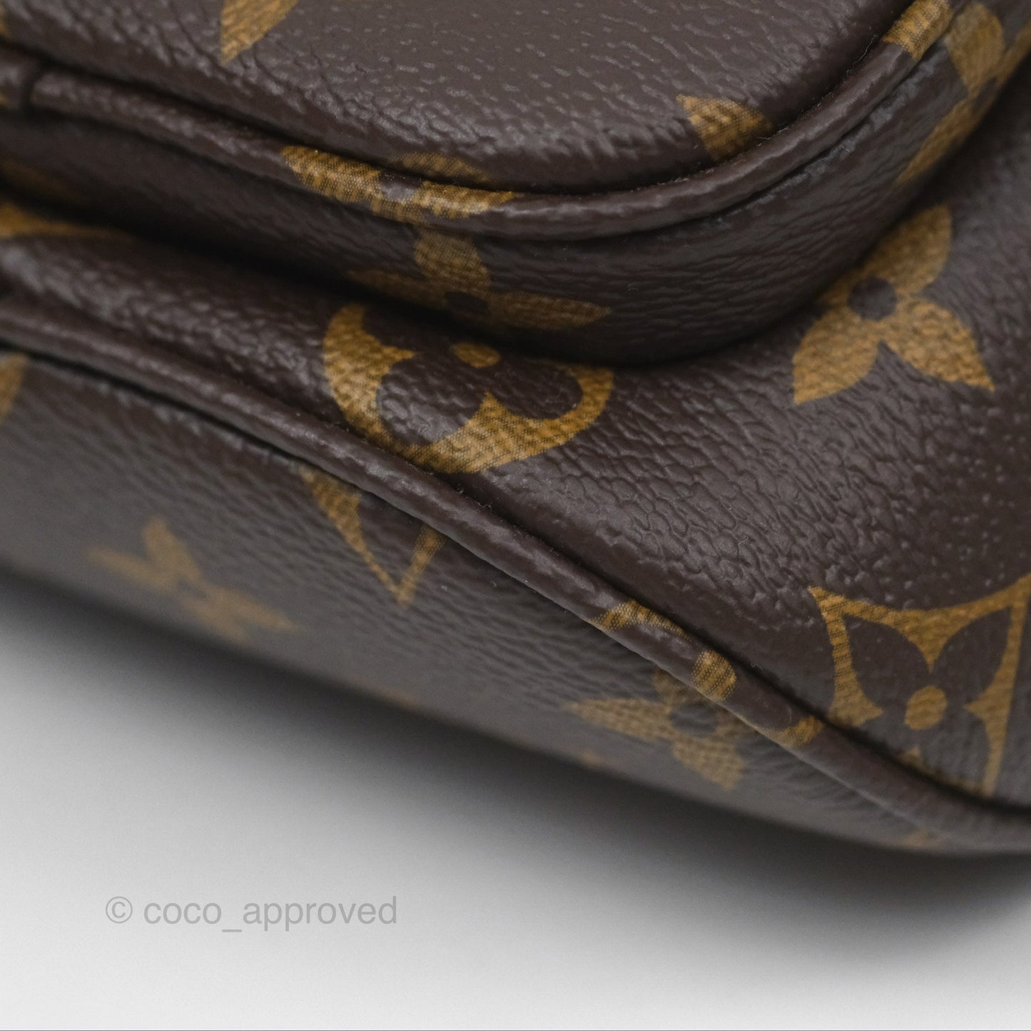 Louis Vitton Mini Bumbag in Monogram Canvas