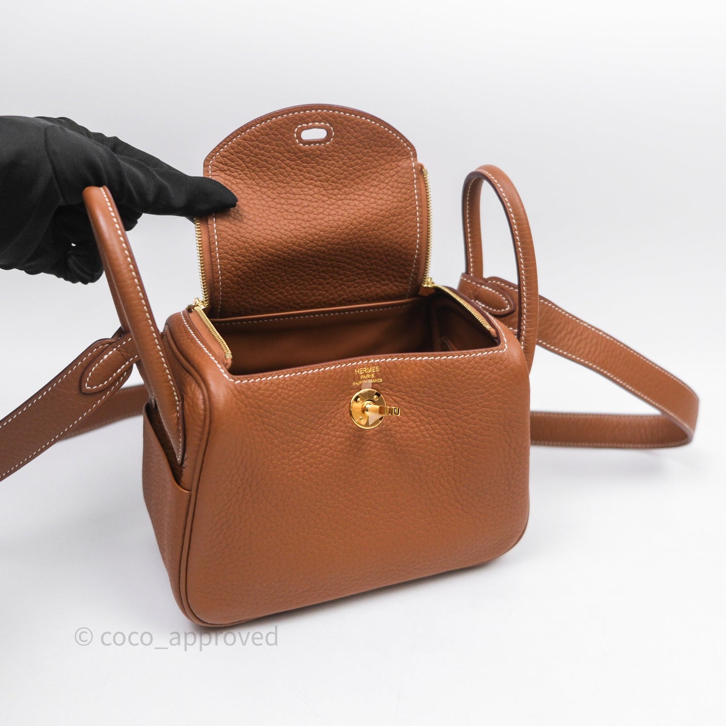 Hermès Mini Lindy 20 Gold Clemence Gold Hardware