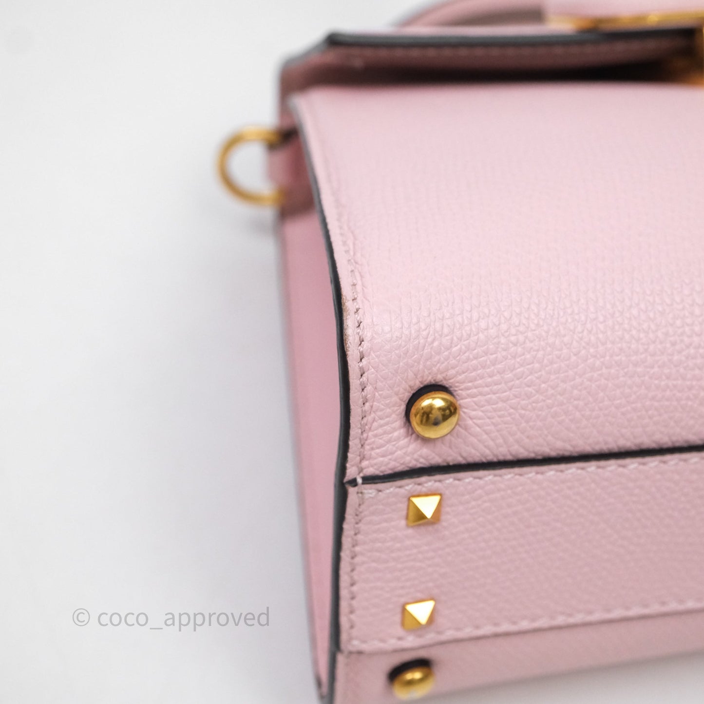 Valentino Garavani Small Vsling Grainy Calfskin Bag Light Pink Aged Gold Hardware