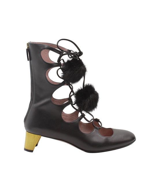 Luxury Gucci Trending 2025 Heloise Lace-up Gladiator Boots In Black Leather