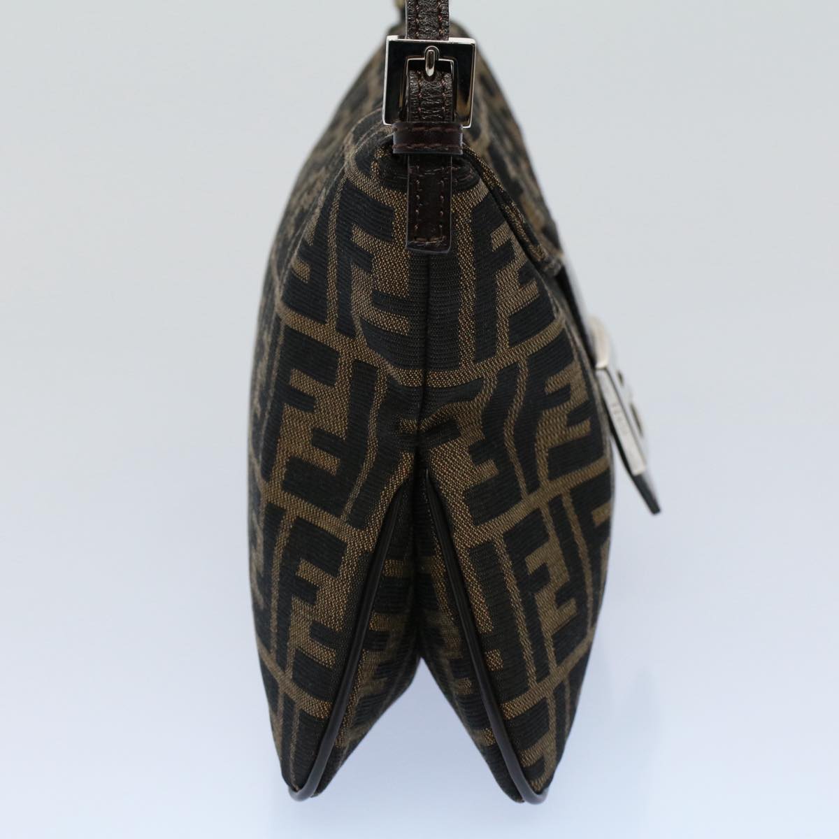 Luxury FendiZucca Canvas Mamma Baguette Shoulder Bag Black Brown55429