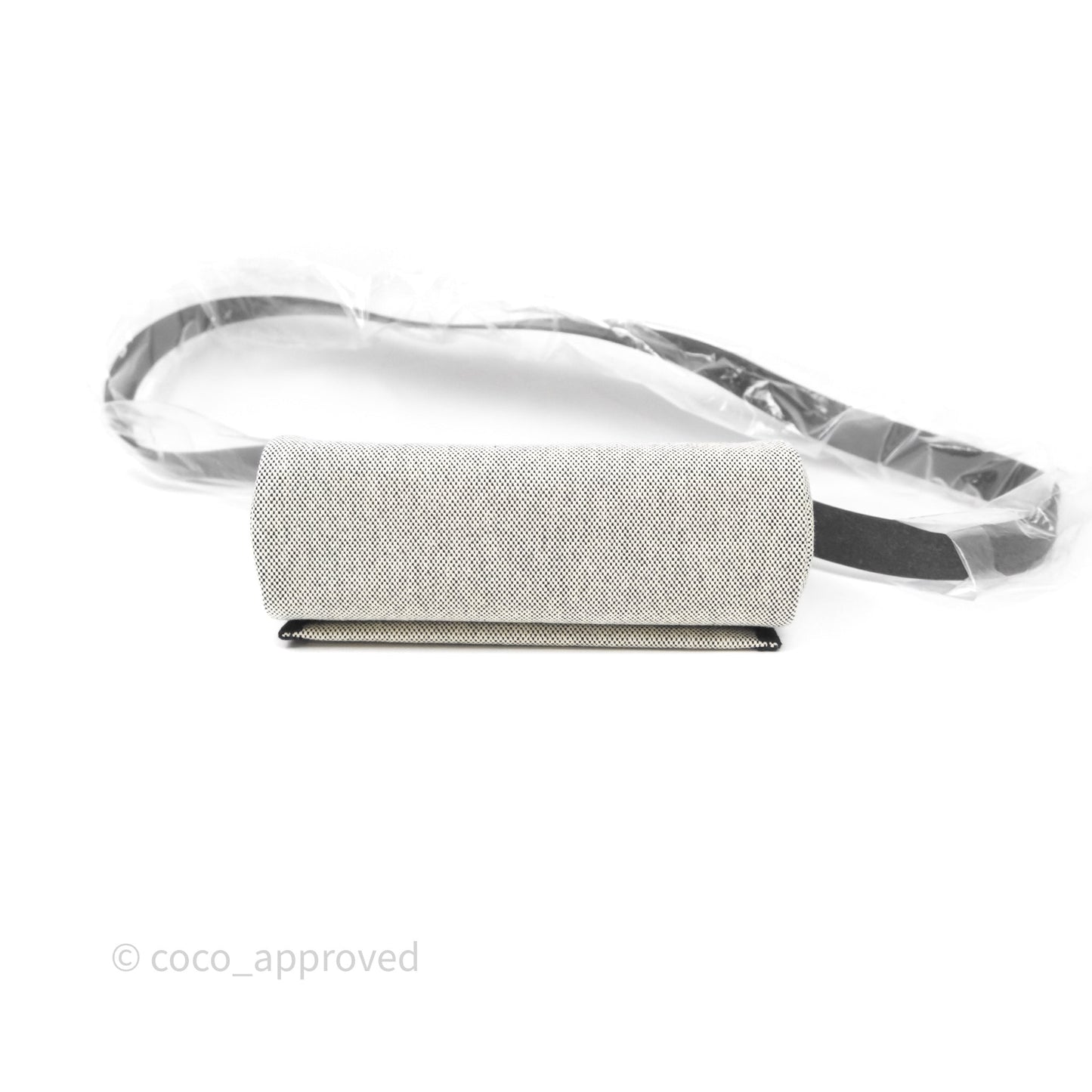 Hermès Herbag Zip 20 Mini Ecru-Noir Canvas Gold Hardware