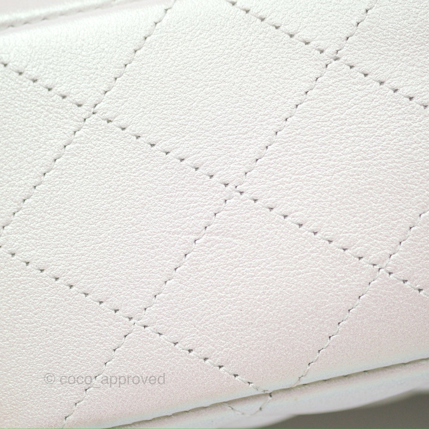 Chanel Classic M/L Medium Double Flap Iridescent White Calfskin Gold Hardware