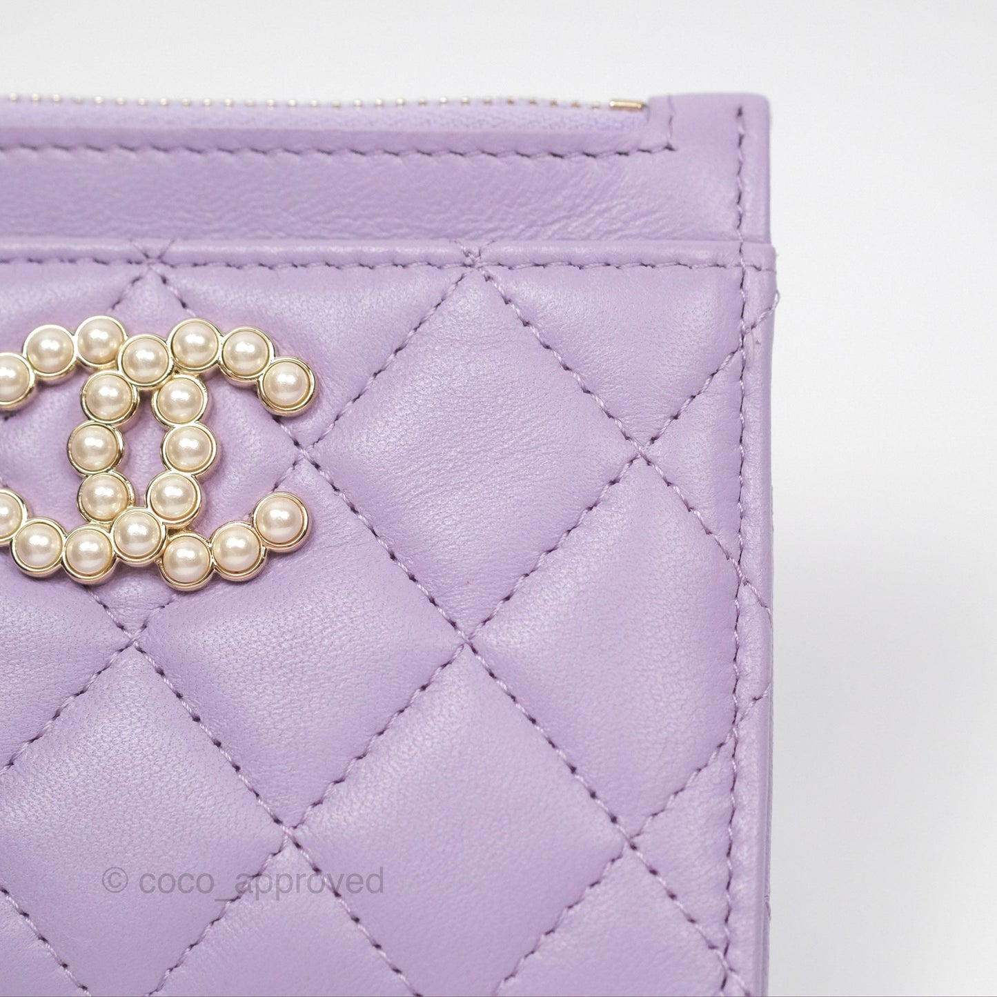 Chanel Pearl CC Zipped Card Holder Lilac Lambskin Gold Hardware 24P