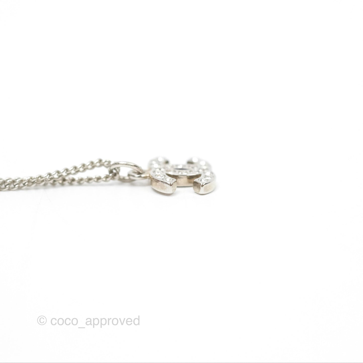 Chanel CC Pearl Necklace Silver Tone 12V