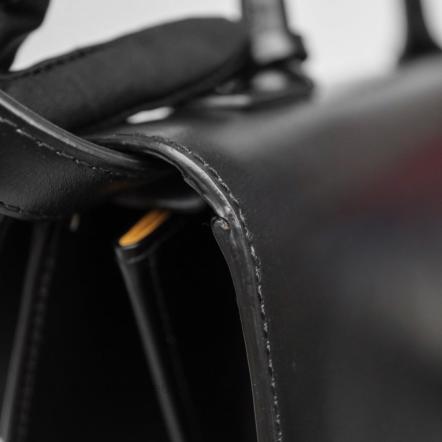 Delvaux Brillant MM Calfskin Black
