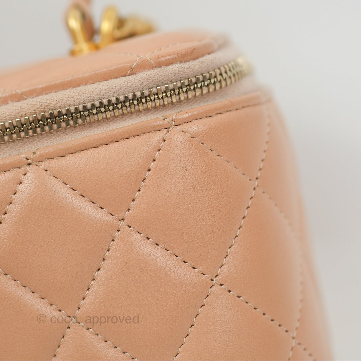 Chanel Vanity Rectangular Top Handle Beige Lambskin Aged Gold Hardware