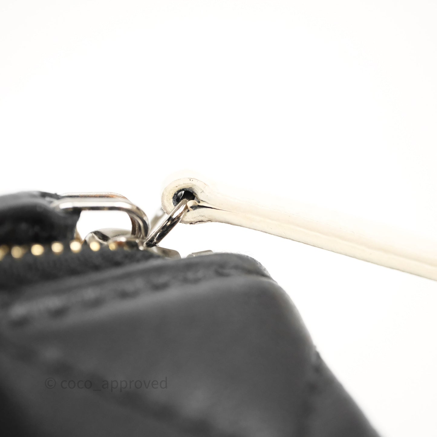 Chanel Classic Zipper O Case Black/ White Gold Hardware