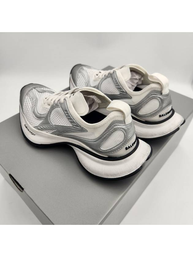 Luxury Balenciaga circuit sneakers black