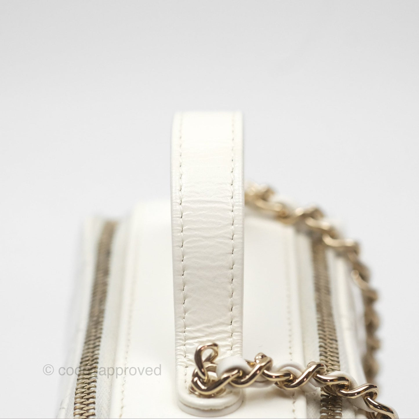 Chanel Top Handle Quilted Vanity Case White Shiny Lambskin Good Hardware