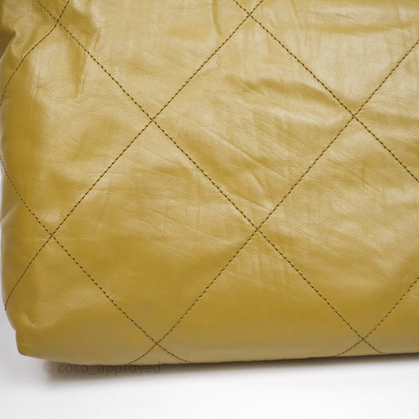 Chanel 22 Bag Medium Crumpled Olive Green Calfskin Aged Gold Hardware