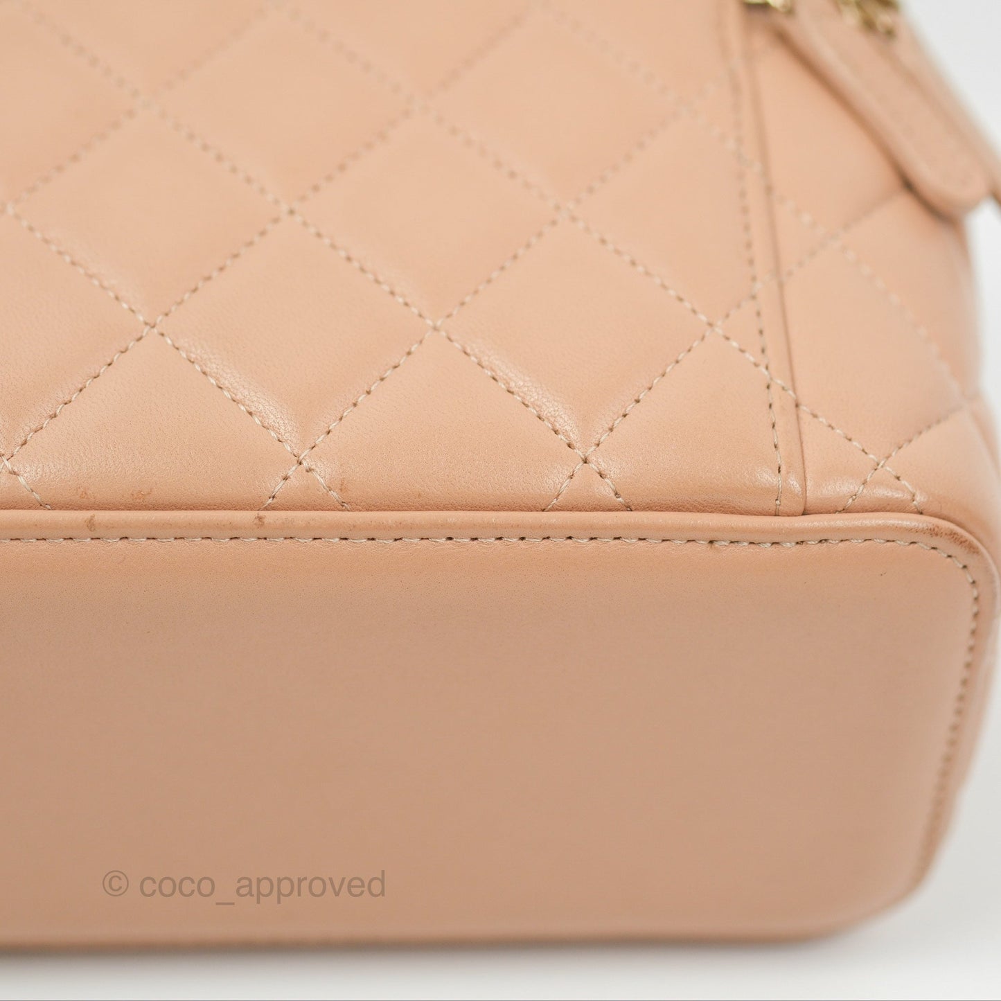 Chanel Vanity Rectangular Top Handle Beige Lambskin Aged Gold Hardware