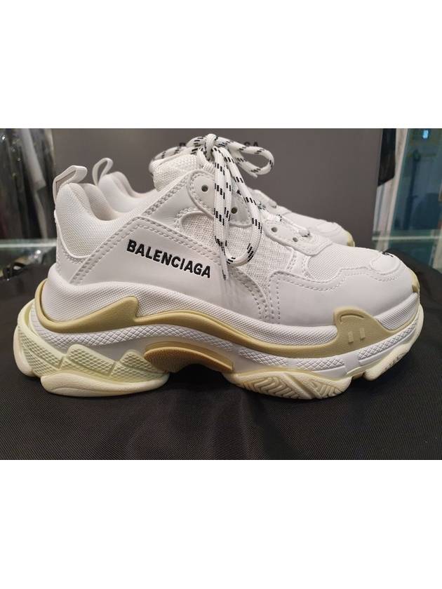 Luxury Balenciaga Triple S Low-Top Sneakers White