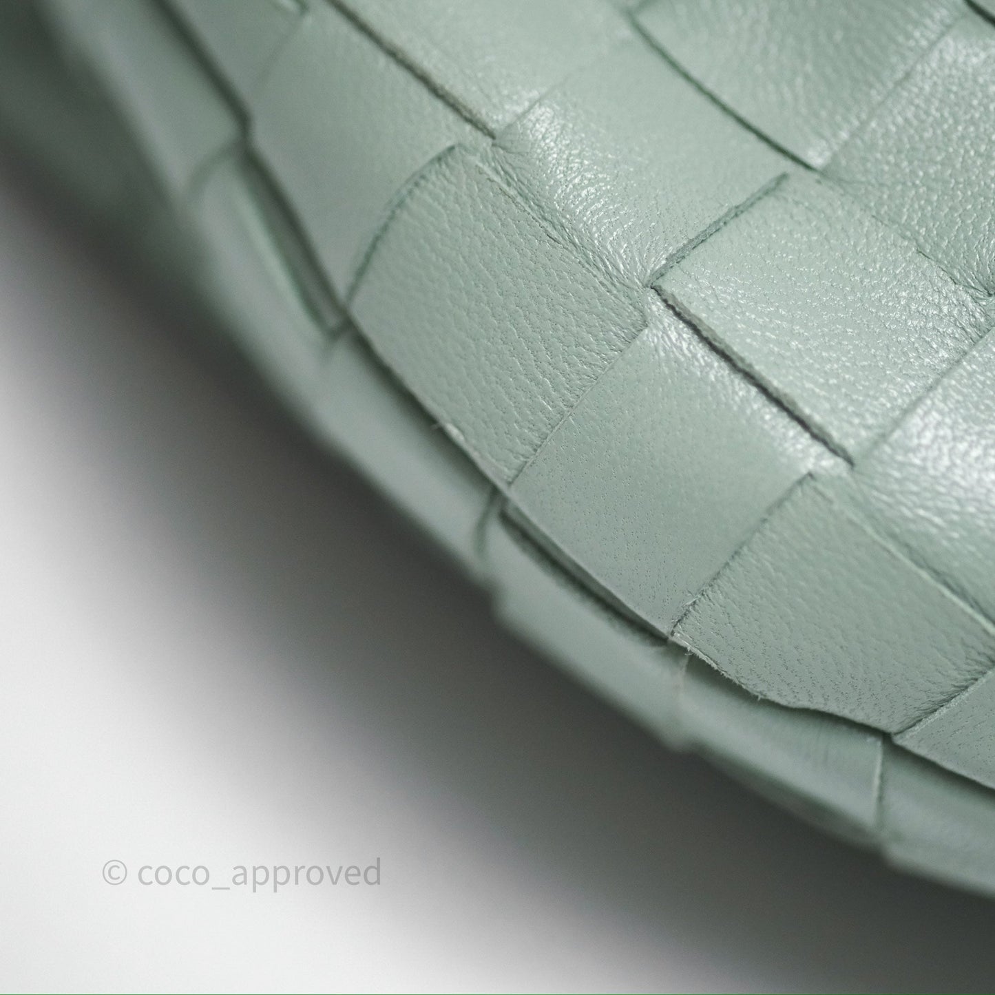 Bottega Veneta Mini Jodie Bag Intrecciato Green Lambskin Gold Hardware⁣⁣