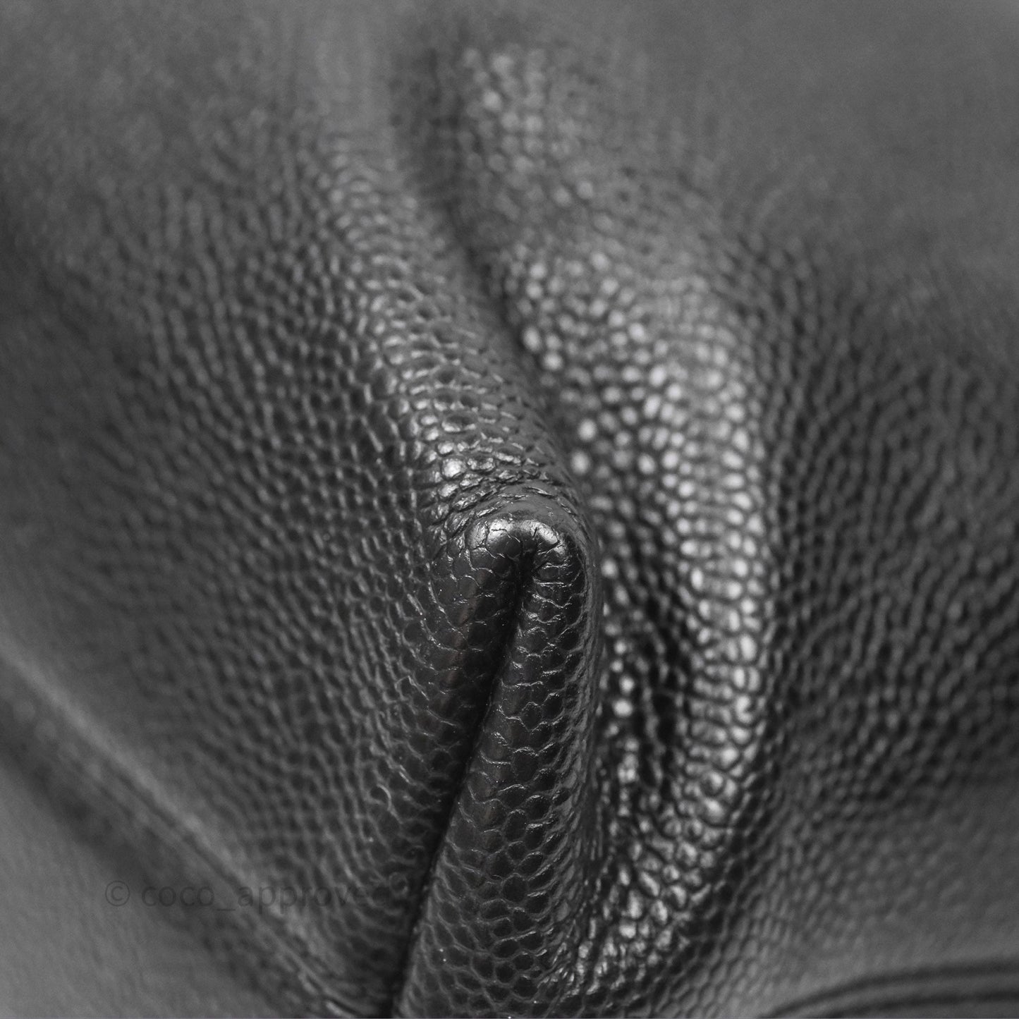 Chanel Vintage CC Tote Bag Black Caviar