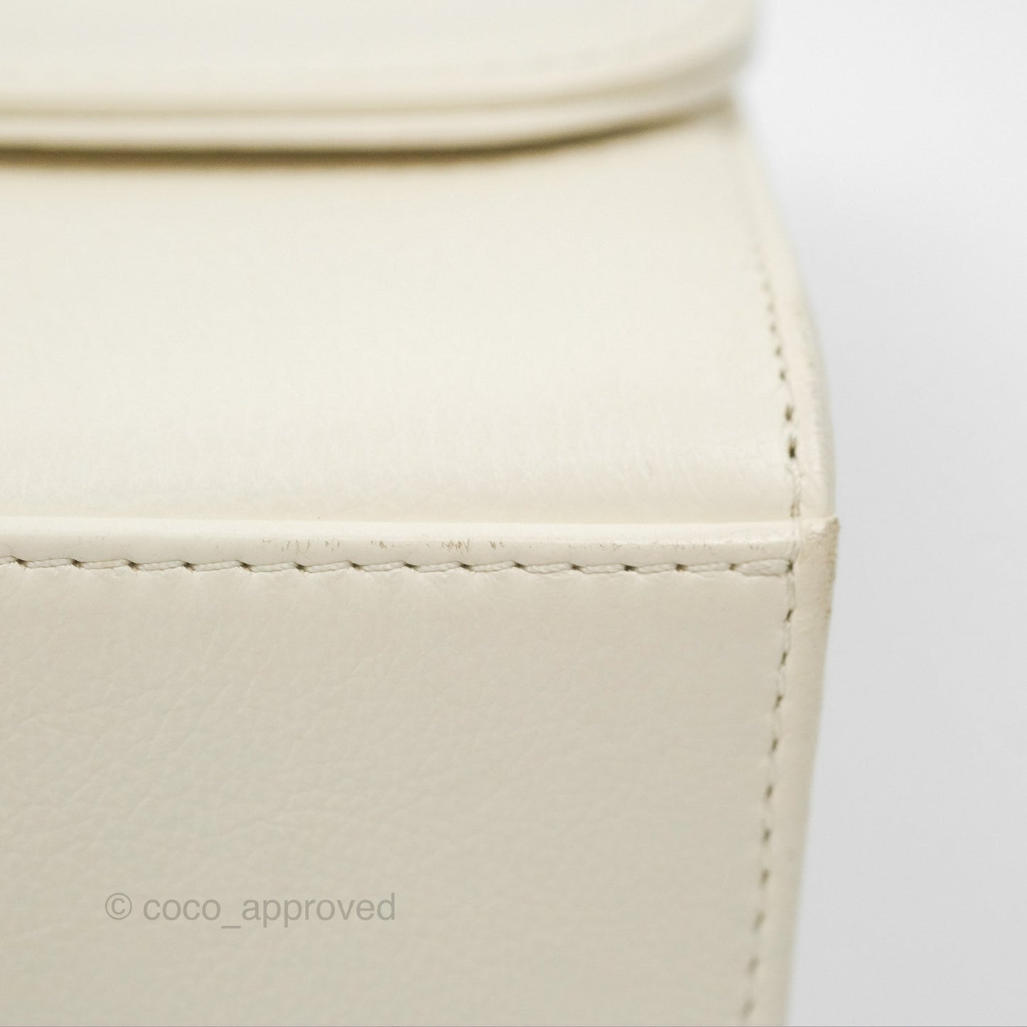 Chanel Quilted Label Click Flap Bag White Grained Calfskin Gold Hardware