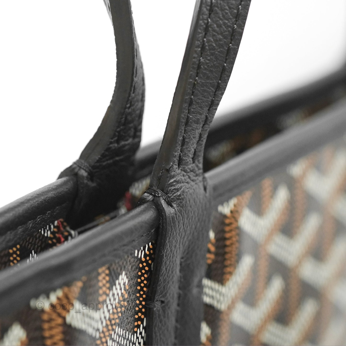 Goyard Artois Goyardine Canvas PM⁣⁣⁣⁣⁣⁣⁣⁣⁣⁣⁣⁣⁣⁣⁣⁣⁣⁣⁣⁣ Black