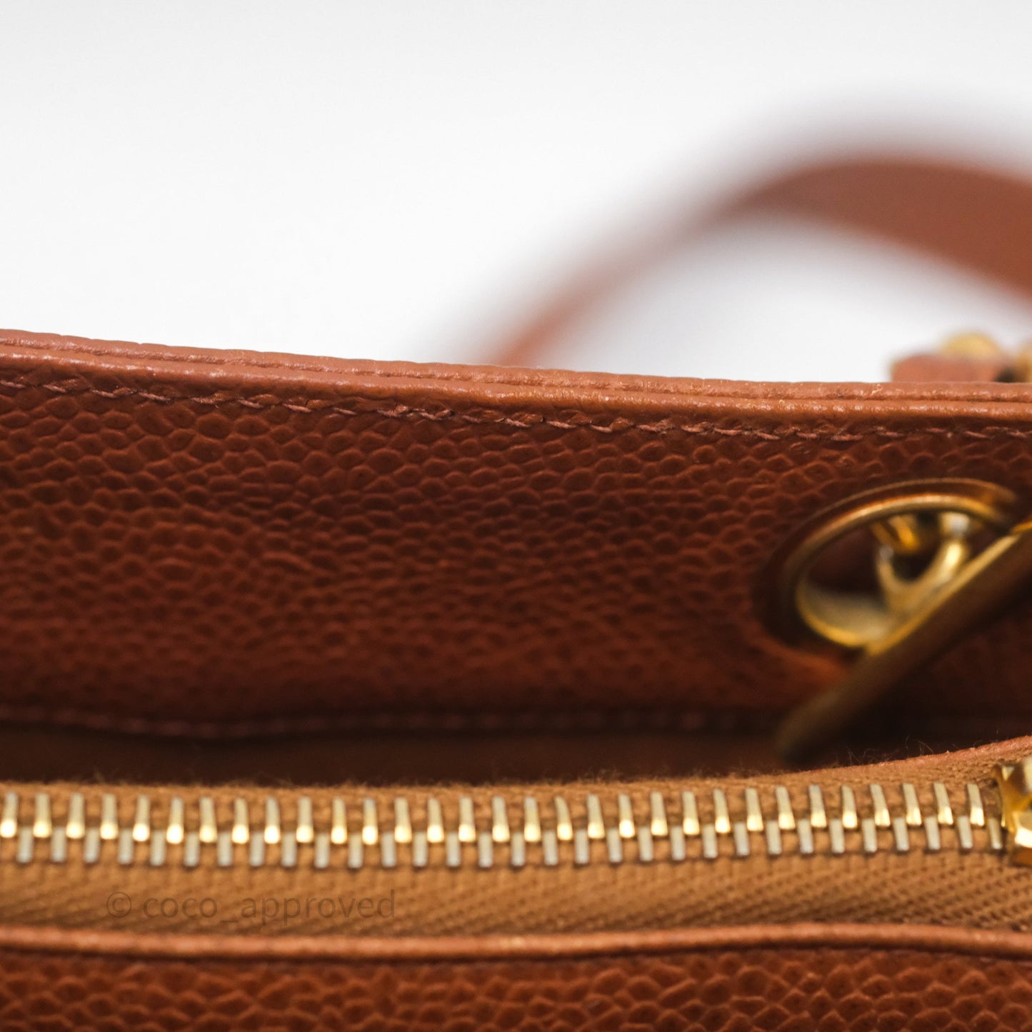 Chanel Vintage Tote Caramel Caviar 24K Gold Hardware