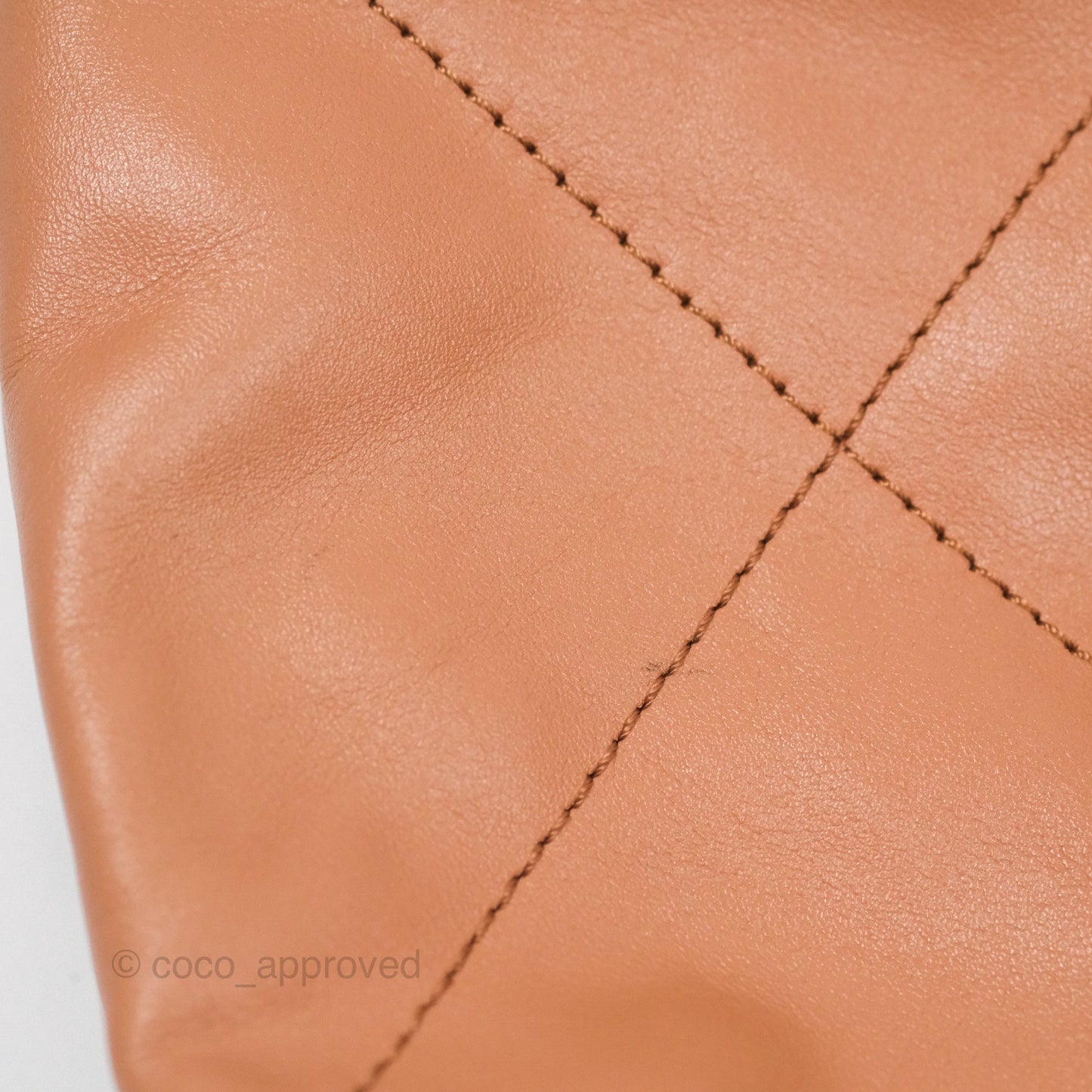 Chanel 22 Medium Caramel Beige Shiny Calfskin Aged Gold Hardware