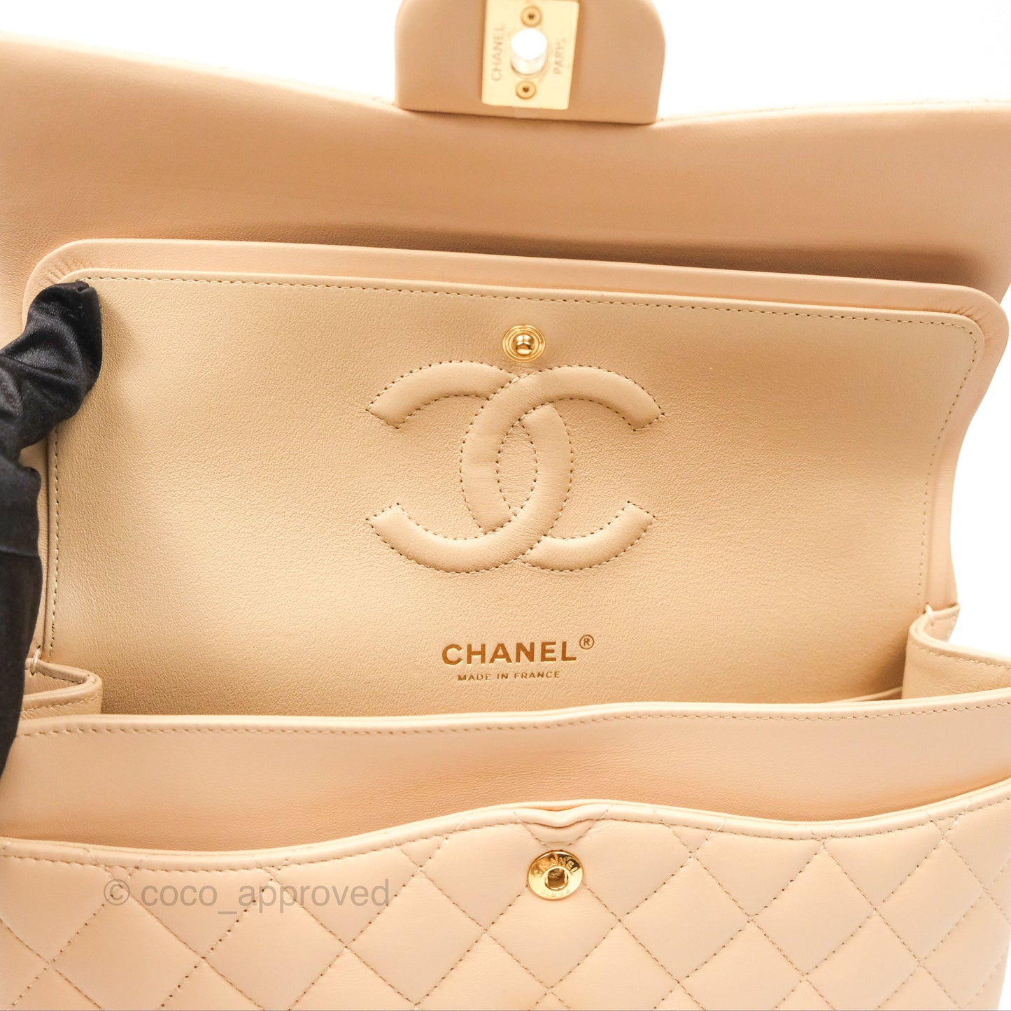 Chanel Classic M/L Medium Flap Quilted Beige Lambskin Gold Hardware