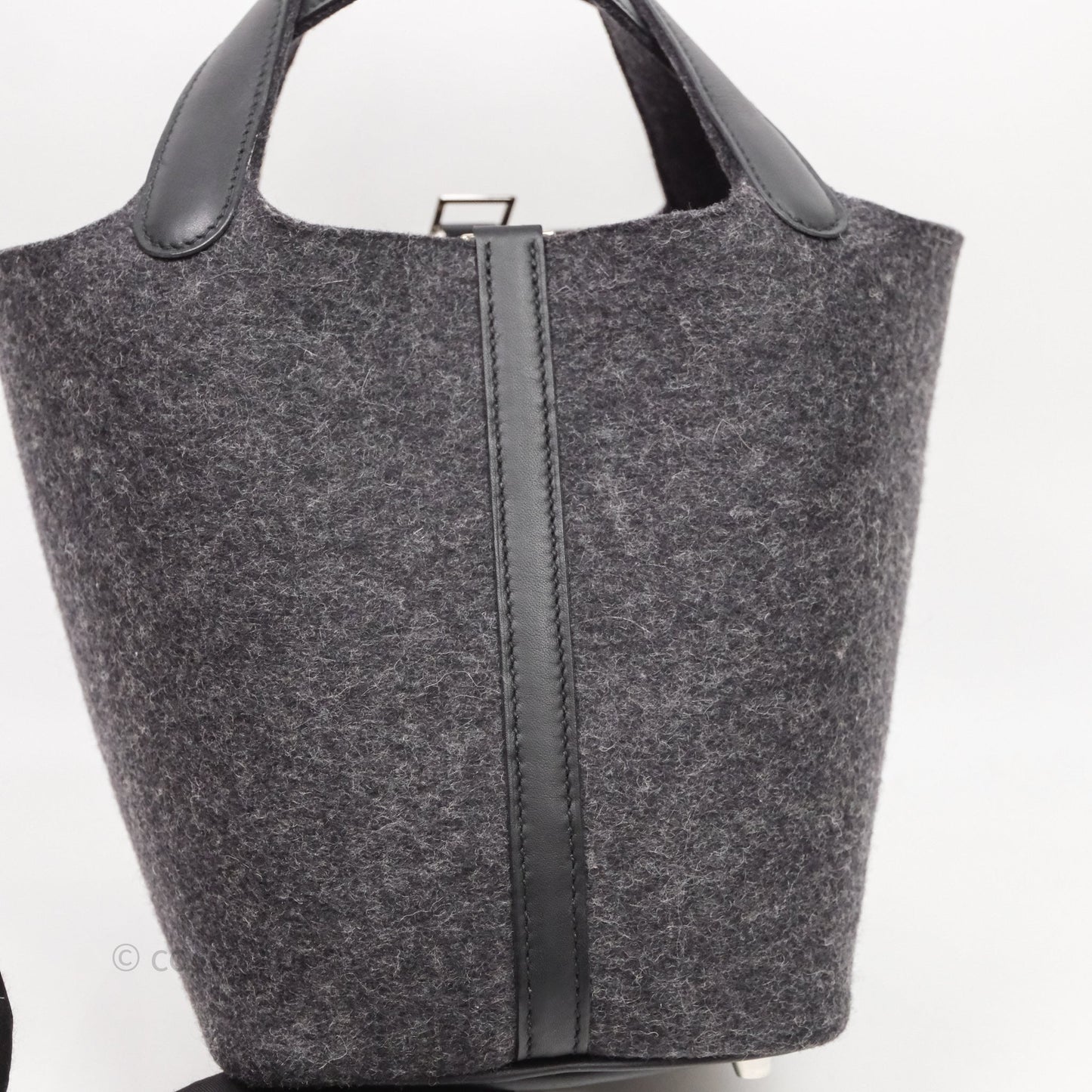 Hermès Picotin 18 Graphite 88/ Noir 89 Wool Swift Palladium Hardware