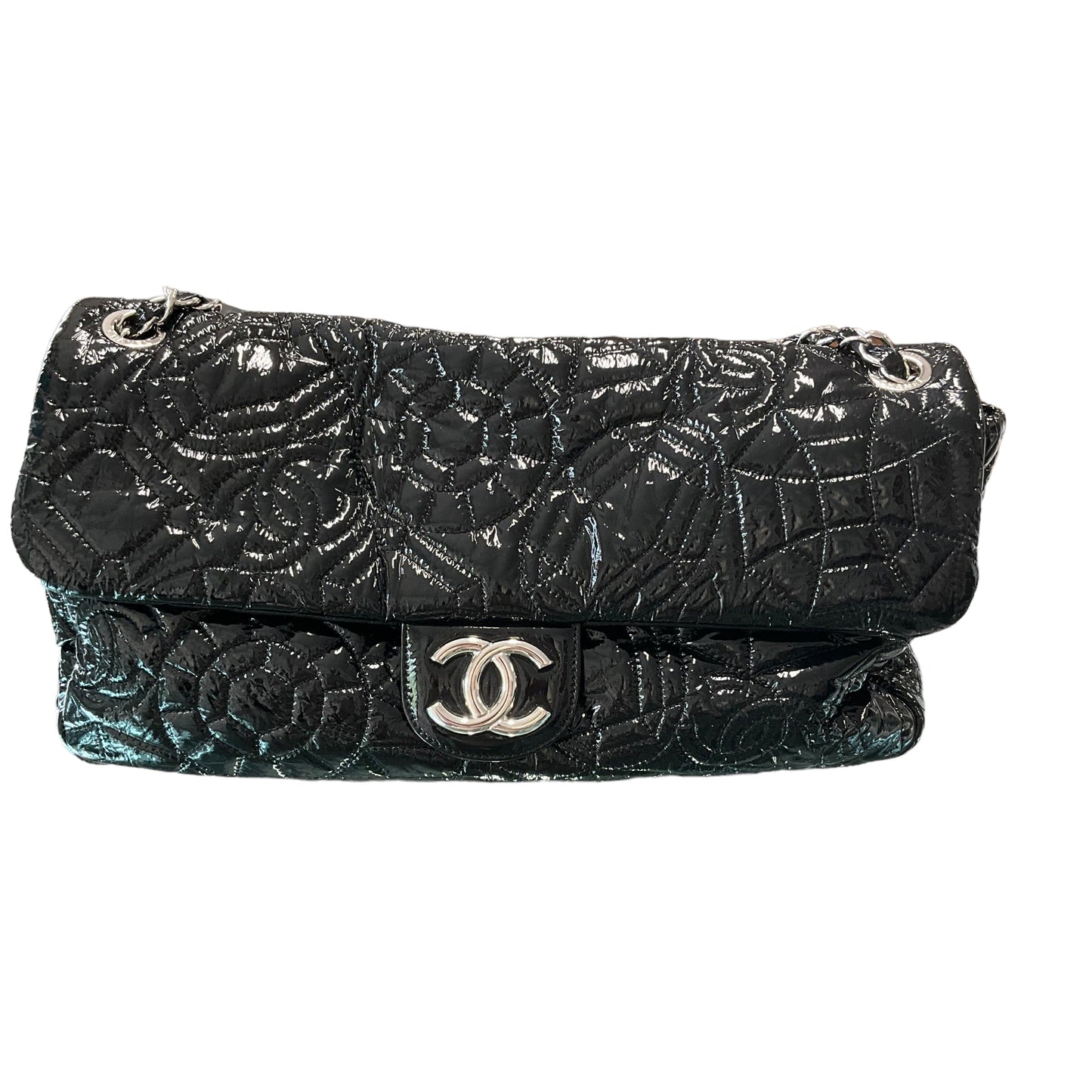 Luxury Chanel Quilted Patent Leather Hobo Shoulder Bag