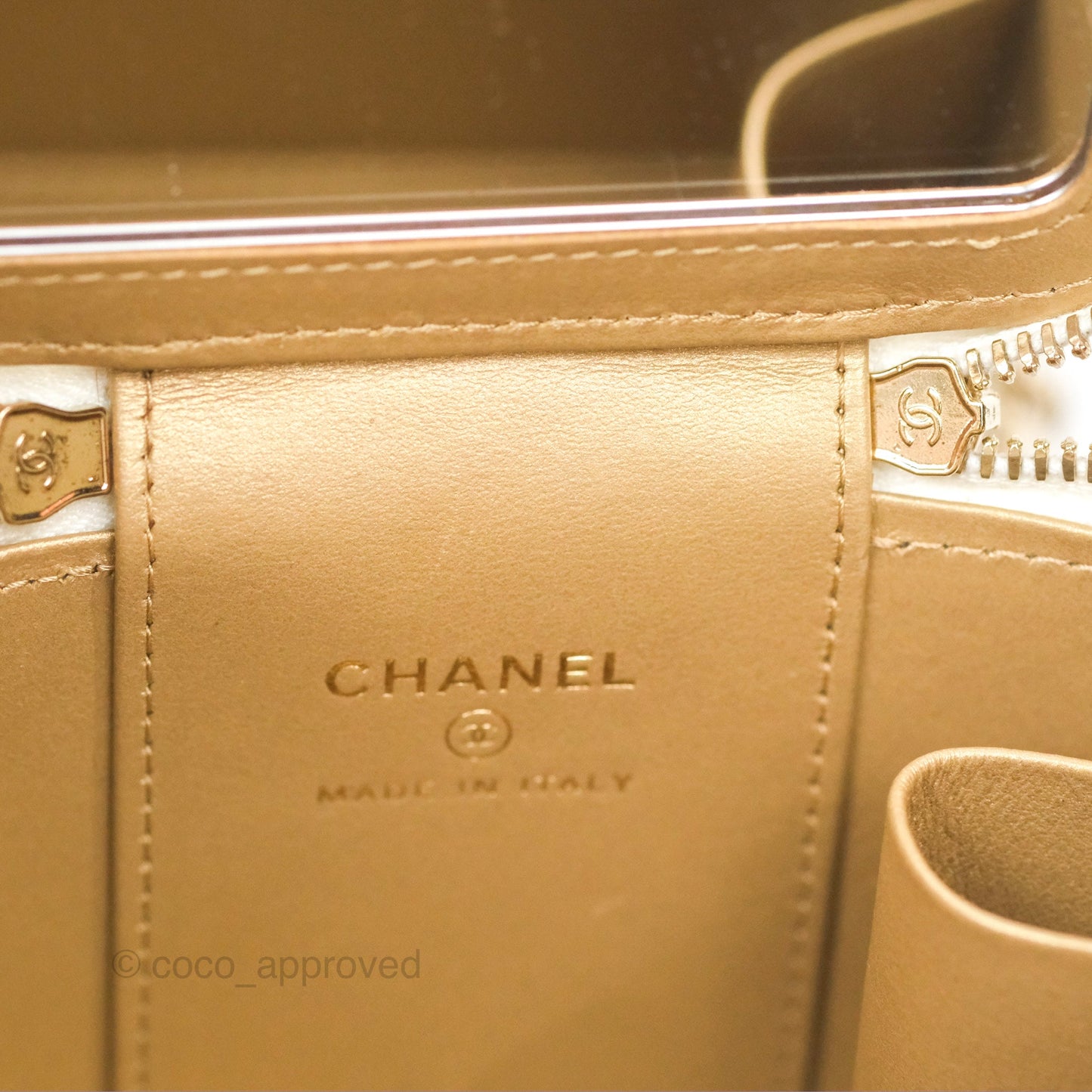 Chanel Mini Ball Crush Vanity With Chain White Lambskin Gold Hardware