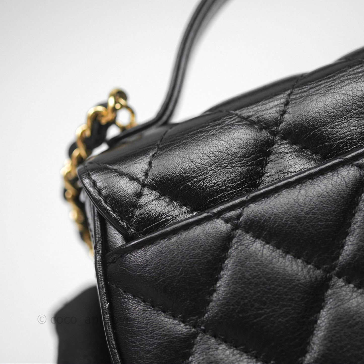 Chanel Quilted Phone Holder with Chain Black Shiny Calfskin Gold Hardware 23A