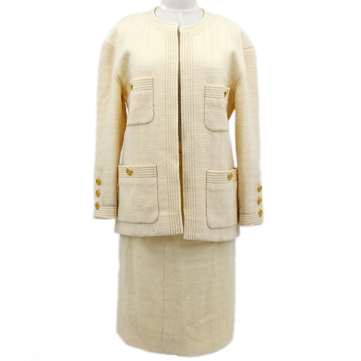 Luxury Chanel 1980s tweed skirt suit #36