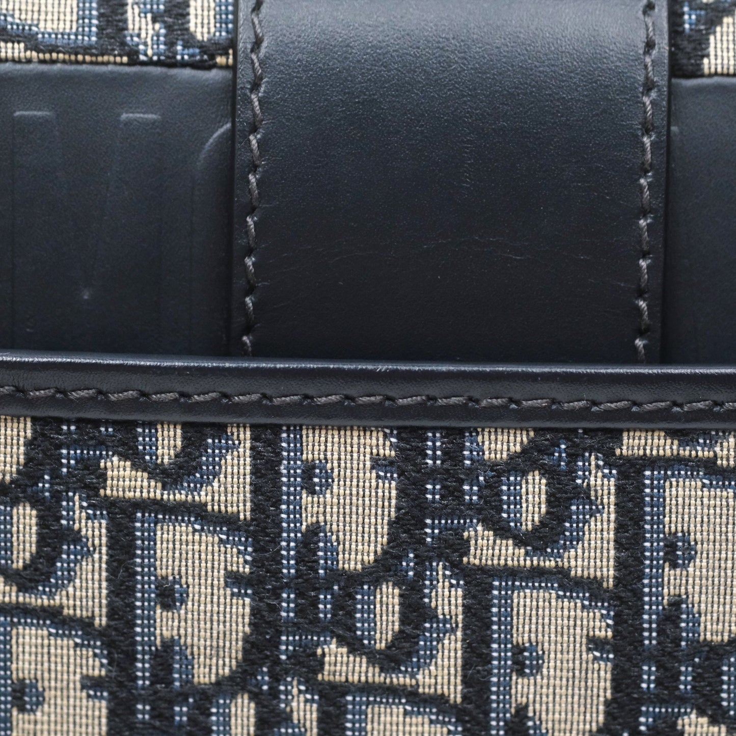Christian Dior 30 Montaigne with Chain Blue Dior Oblique Jacquard