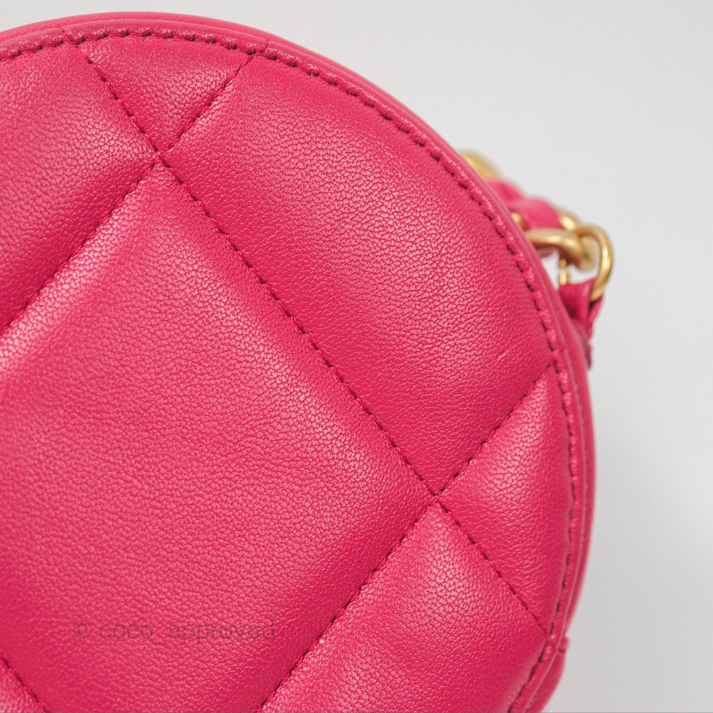 Chanel 19 Round Clutch With Chain Dark Pink Mixed Hardware