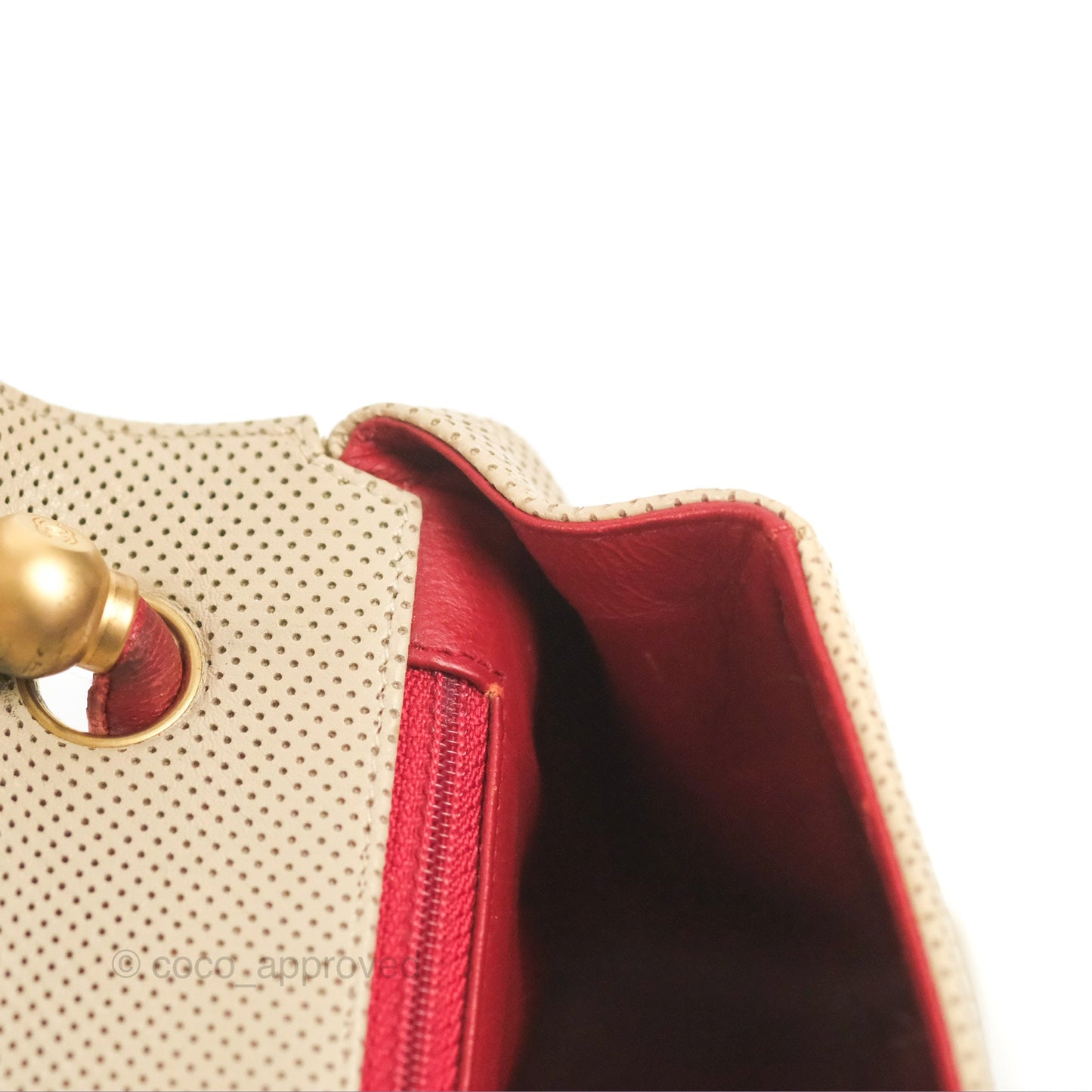 Chanel Vintage Medium Perforated Single Flap Beige/Red Matte Gold Hardware⁣⁣