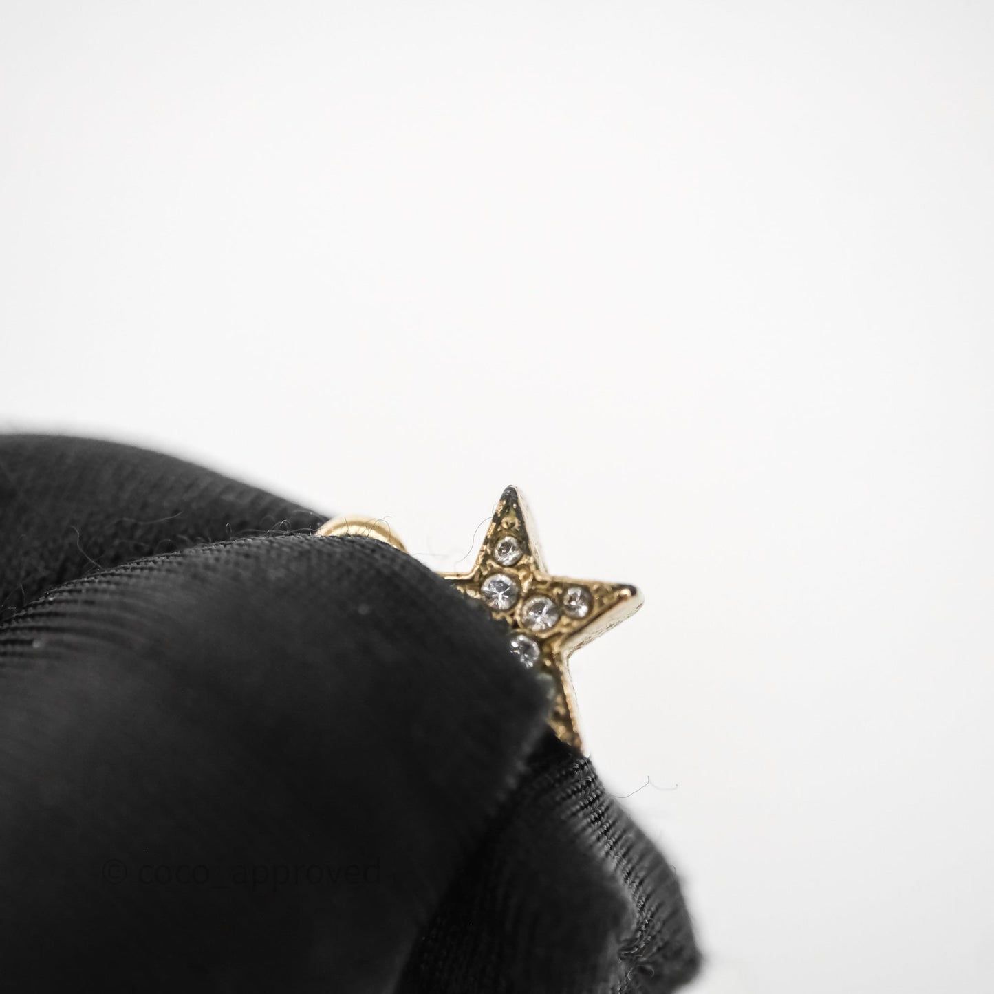 Chanel Crystal Star CC Drop Earrings Gold Tone 23K