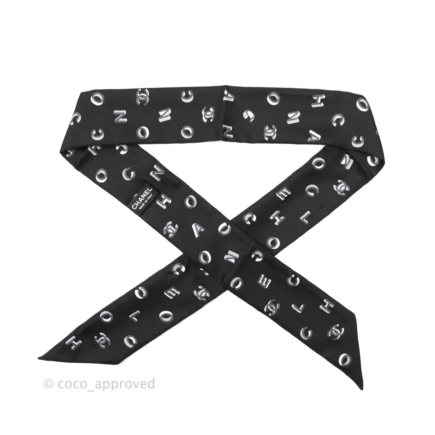 Chanel Silk Twilly in Black