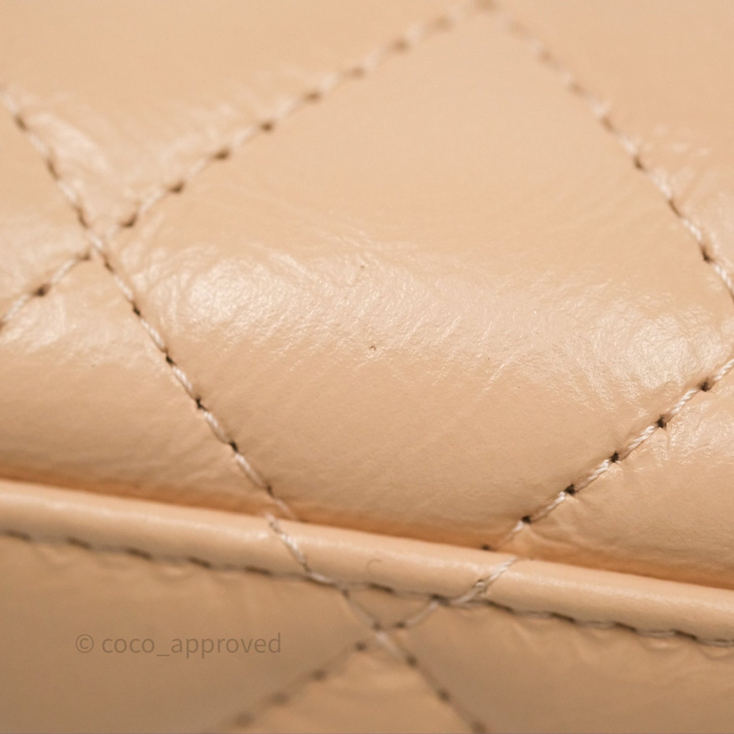 Chanel Kelly Bag Quilted Light Beige Shiny Crumpled Calfskin Aged Gold Hardware