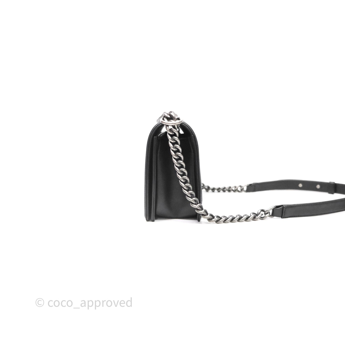 Chanel Medium Boy Quilted Black Lambskin Ruthenium Hardware