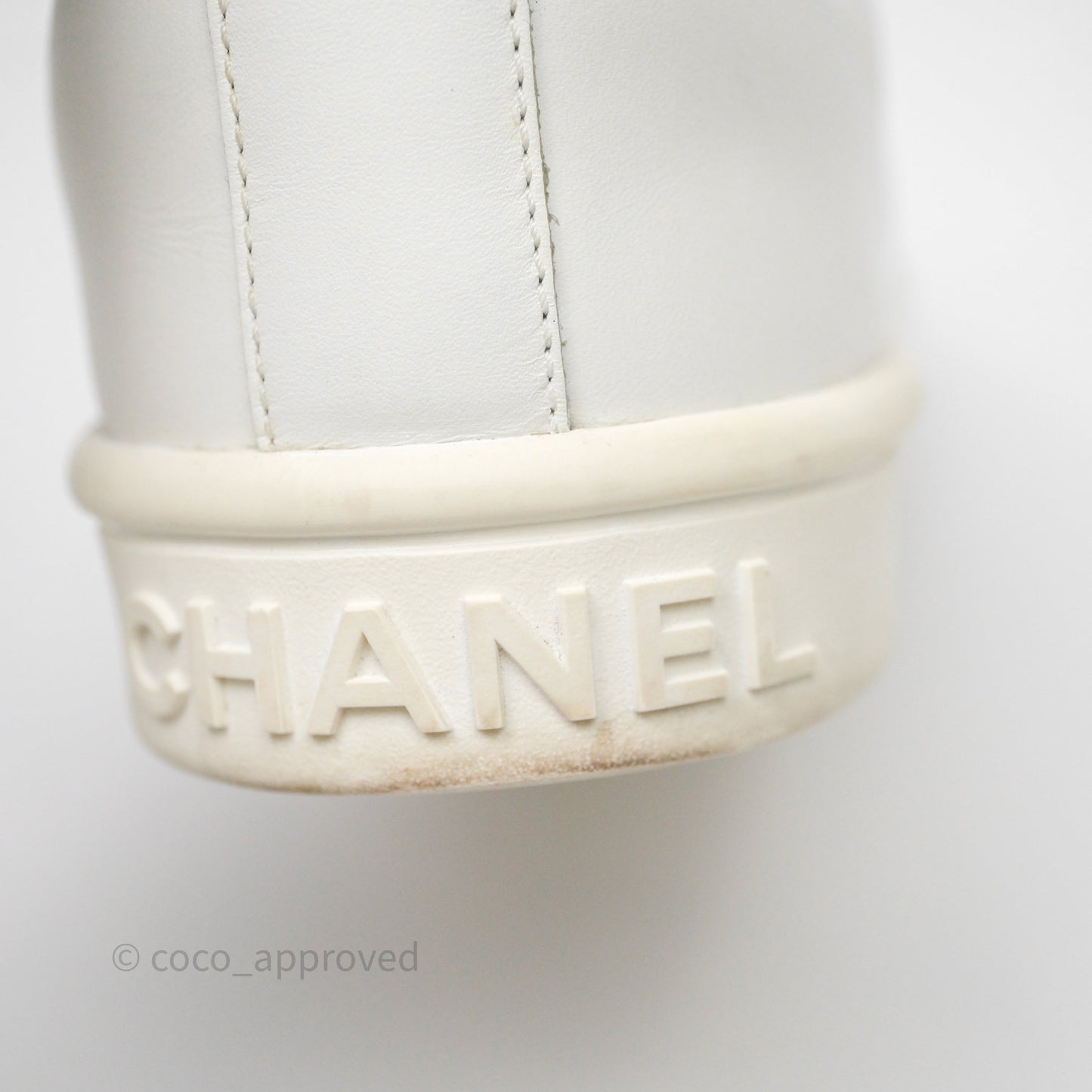 Chanel Logo Pull Tab Lace-up Sneakers White & Black Size 37.5