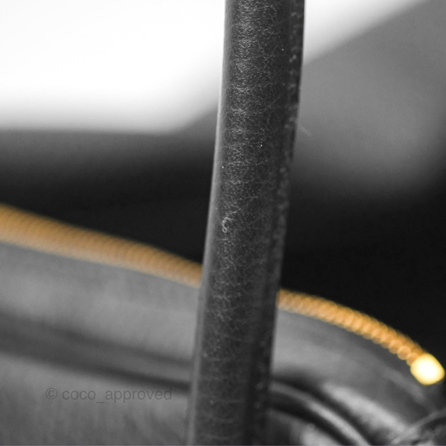 Hermès Lindy 26 Black Noir 89 Clemence Gold Hardware