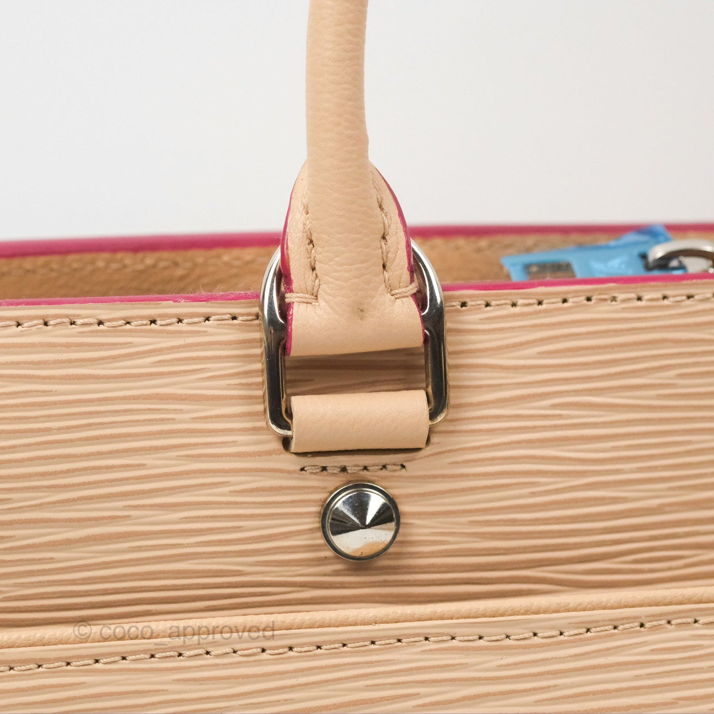 Louis Vuitton Vaneau MM Beige Epi