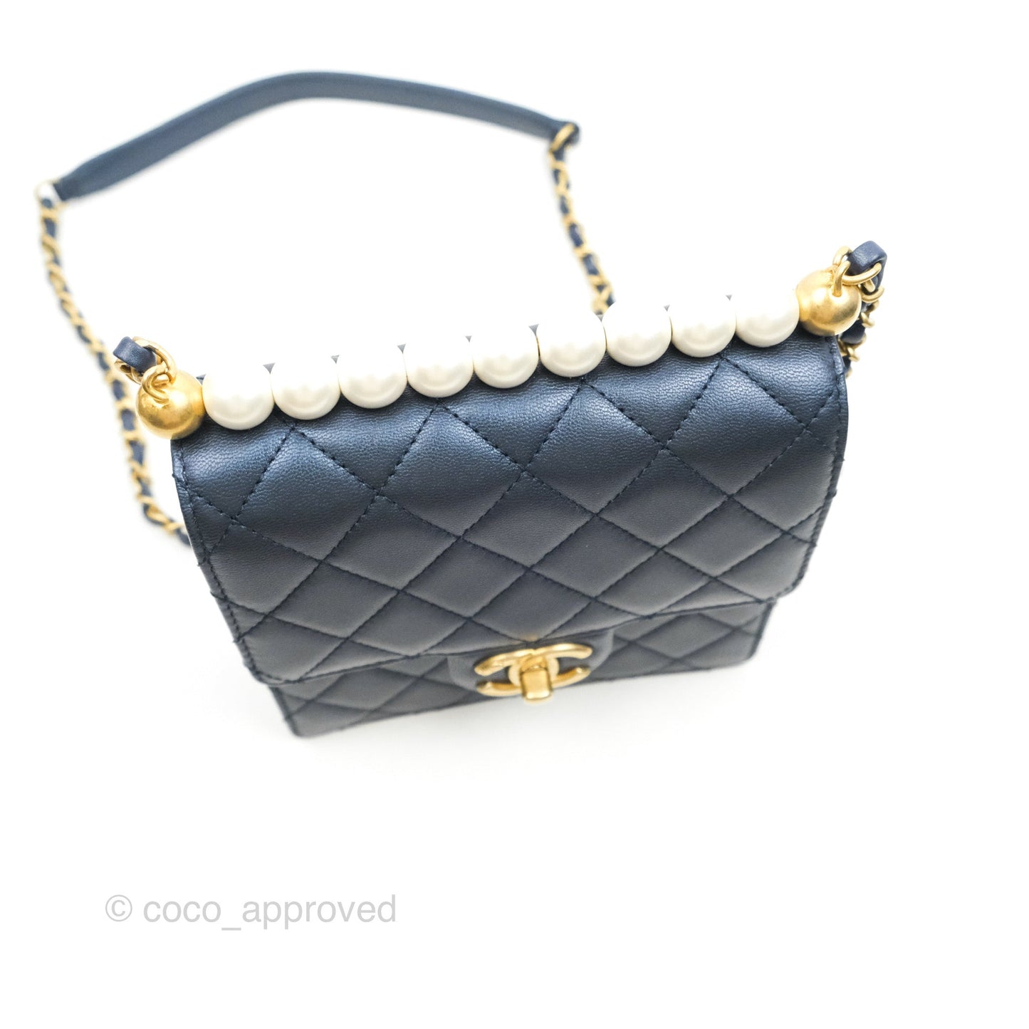 Chanel Quilted Chic Pearls Flap Iridescent Navy Lambskin Aged Gold Hardware
