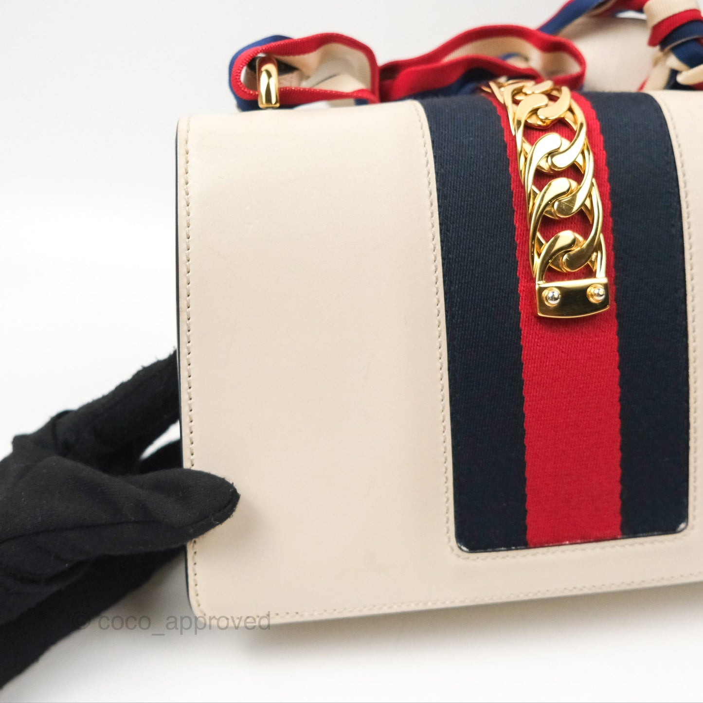 Gucci Calfskin Small Sylvie Shoulder Bag White